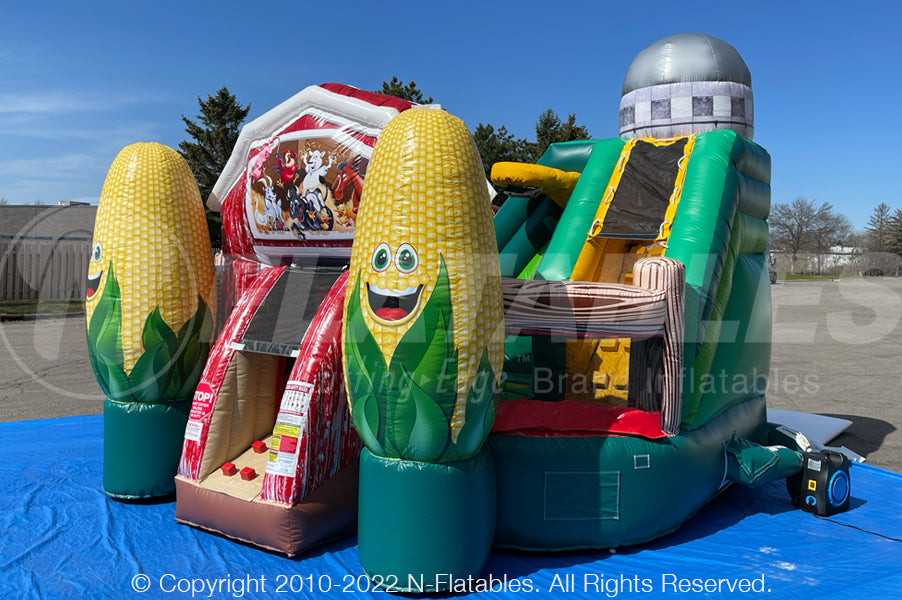 Farm KidZone™ Wet/Dry Combo - The Jump Pad