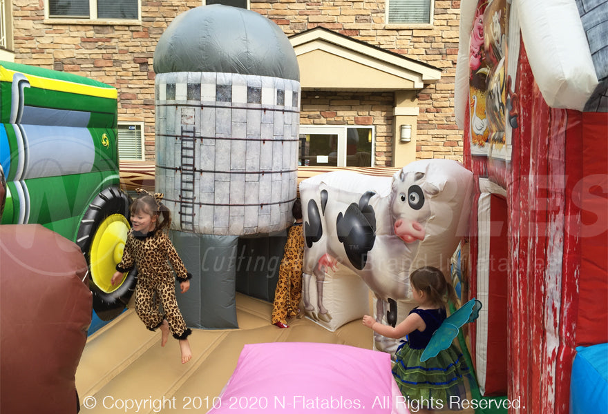 Farm Yard™ Playland - The Jump Pad